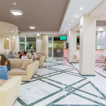 Roseland マルマリ